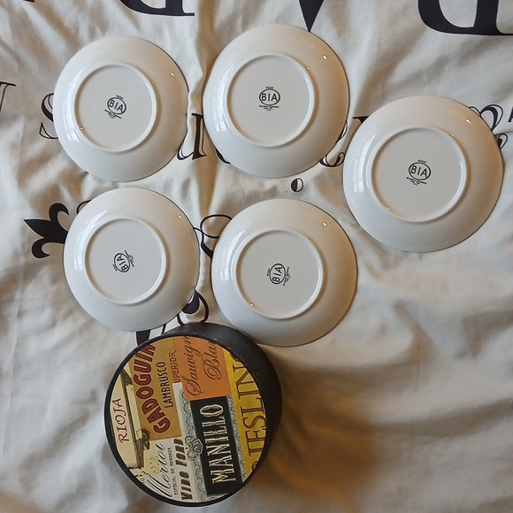 Vintage 2004 BIA Cordon Bleu Set of Five Porcelain 6" Plates - Picture 3 of 3